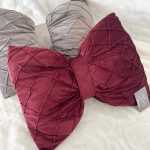 Perna decorativa funda, catifea, cu fata detasabila, 46x35 cm, bordeaux, Preziosa